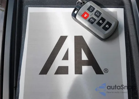 2016 Toyota Sienna Xle 8 Passenger z USA, uszkodzony, nr VIN 5TDYK3DC6GS725712